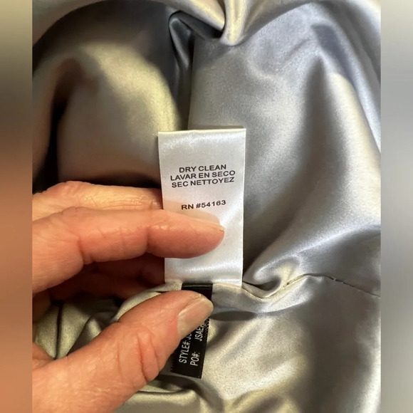 JESSICA SIMPSON Gray and white ruffle front tank dress size 6. - Picture 11 of 13